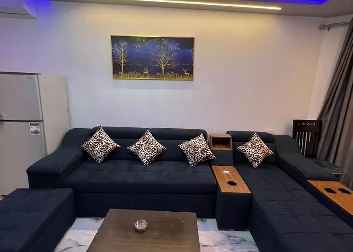 Alpesi faház Porto Sokna Water Front Ground Floor Family Only Ajn-Szuhna