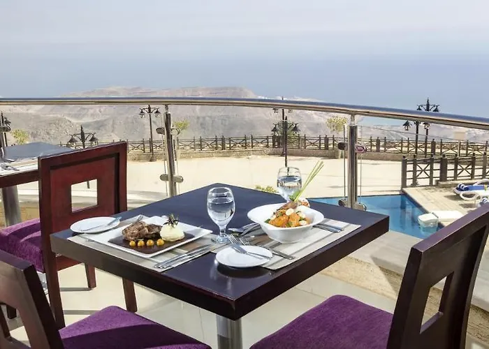 Alpesi faház Porto Sokna Water Front Ground Floor Family Only *