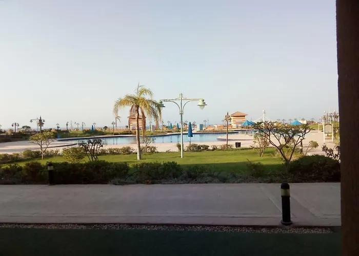 Porto Sokna Water Front Ground Floor Family Only Ajn-Szuhna